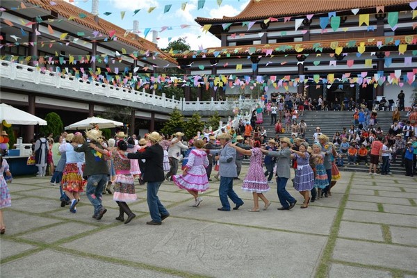 Brazil: Phật Quang Sơn Như Lai Tự kết hợp Lễ hội dân gian Festival (Festa Junina)