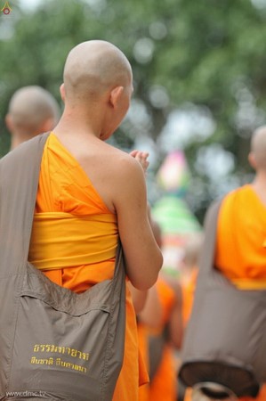 Thái Lan: Chùm ảnh Lễ cung nghinh Xá lợi và đón rước tại ngôi Cổ tự Wat Chedi Luang