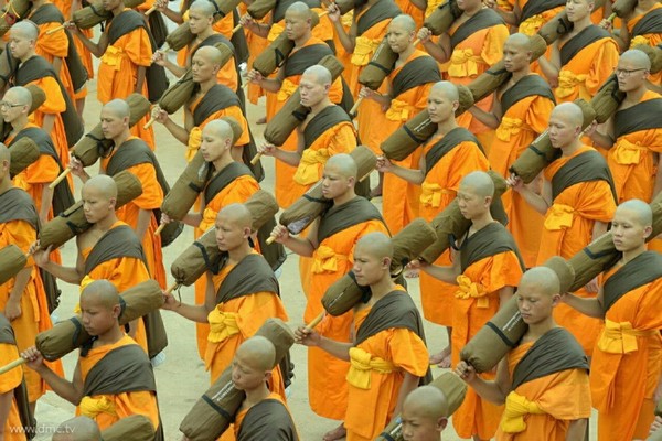 Thái Lan: Chùm ảnh Lễ cung nghinh Xá lợi và đón rước tại ngôi Cổ tự Wat Chedi Luang
