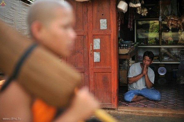 Thái Lan: Chùm ảnh Lễ cung nghinh Xá lợi và đón rước tại ngôi Cổ tự Wat Chedi Luang
