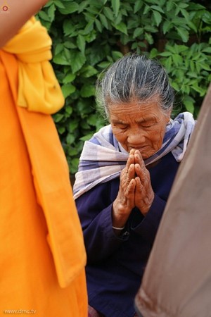 Thái Lan: Chùm ảnh Lễ cung nghinh Xá lợi và đón rước tại ngôi Cổ tự Wat Chedi Luang