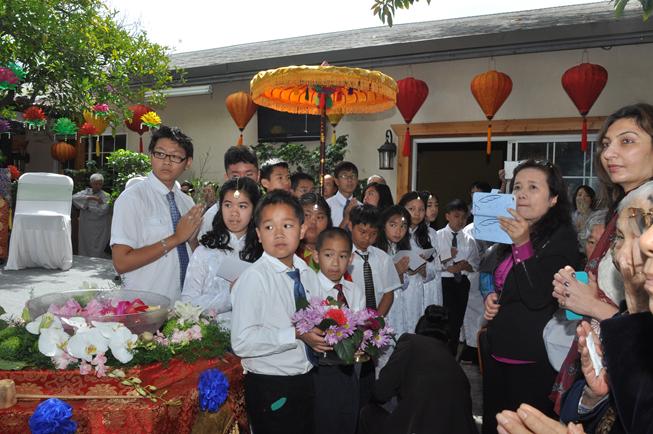 Hoa Kỳ: tâm từ khởi sáng mùa Phật Đản Vesak tại Chùa Liễu Quán