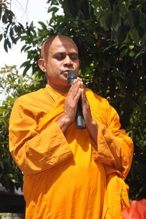 Hoa Kỳ: tâm từ khởi sáng mùa Phật Đản Vesak tại Chùa Liễu Quán
