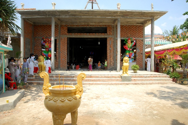 Quỹ Đạo Phật Ngày Nay: Chương trình từ thiện tại Campuchia tháng 04-2015