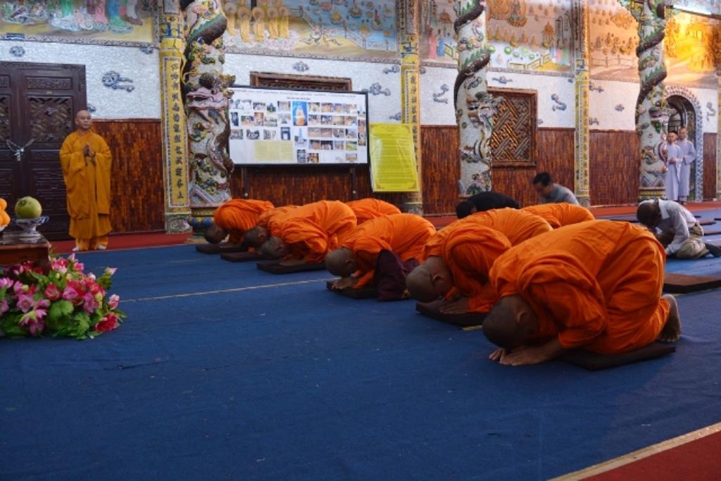 Lâm Đồng: Đoàn Bộ Tư Lệnh Cảnh Vệ Quân Đội Hoàng Gia Campuchia đến viếng thăm Chùa Linh Phước – Đà Lạt.