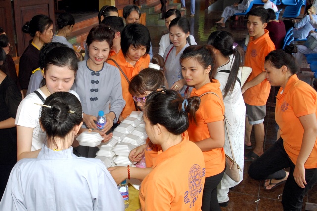 TP. HCM: Lễ cầu nguyện và tư vấn mùa thi 2015 đầy ý nghĩa