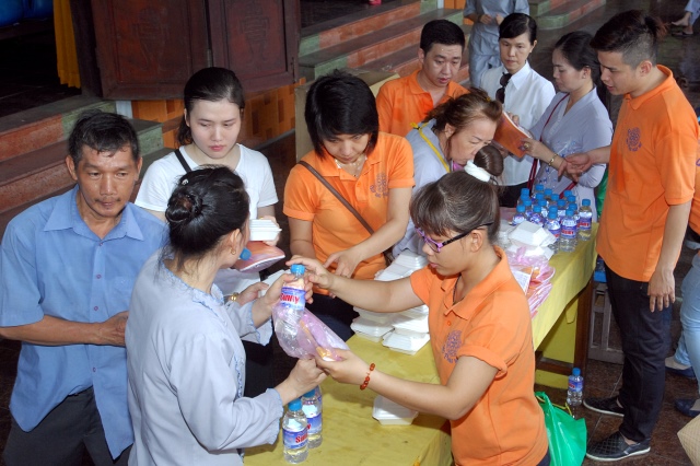 TP. HCM: Lễ cầu nguyện và tư vấn mùa thi 2015 đầy ý nghĩa