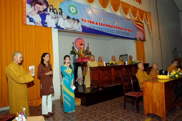 TP. HCM: Lễ cầu nguyện và tư vấn mùa thi 2015 đầy ý nghĩa