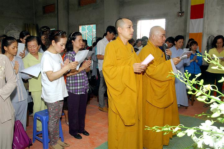 TP. HCM: Chùa Giác Ngộ tổ chức lễ Tắm Phật và Quy Y Tam Bảo