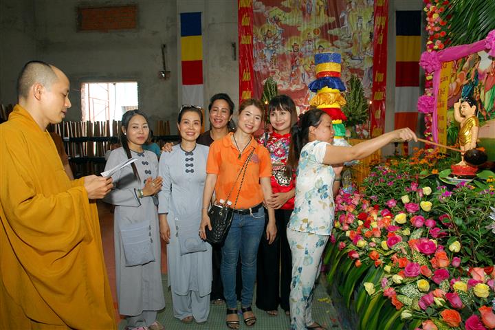 TP. HCM: Chùa Giác Ngộ tổ chức lễ Tắm Phật và Quy Y Tam Bảo