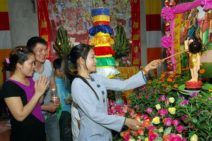 TP. HCM: Chùa Giác Ngộ tổ chức lễ Tắm Phật và Quy Y Tam Bảo
