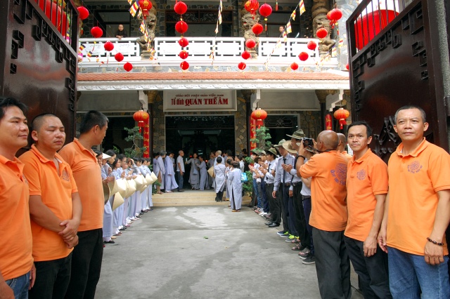 TP.HCM: Khai mạc triển lãm - hội chợ Phật giáo và cung nghinh xá lợi xương Bồ tát Thích Quảng Đức