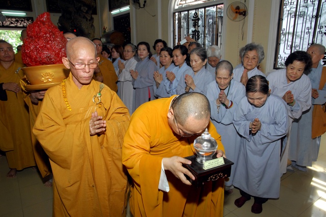 TP.HCM: Khai mạc triển lãm - hội chợ Phật giáo và cung nghinh xá lợi xương Bồ tát Thích Quảng Đức