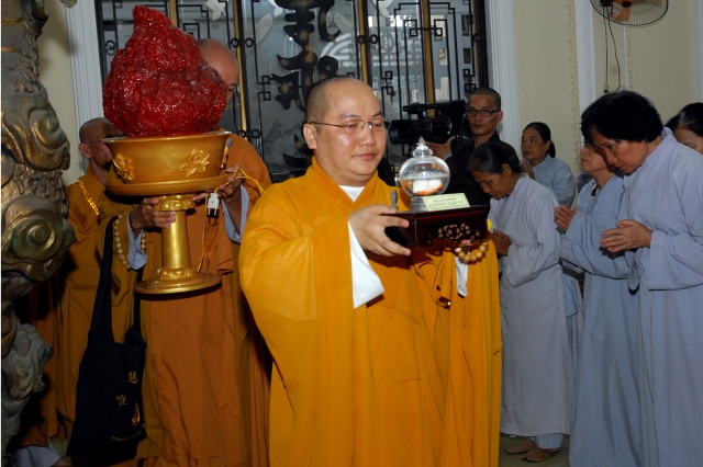 TP.HCM: Khai mạc triển lãm - hội chợ Phật giáo và cung nghinh xá lợi xương Bồ tát Thích Quảng Đức