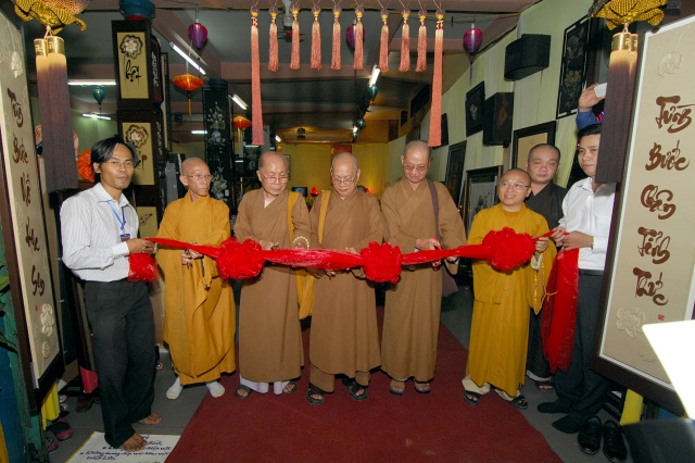 TP.HCM: Khai mạc triển lãm - hội chợ Phật giáo và cung nghinh xá lợi xương Bồ tát Thích Quảng Đức
