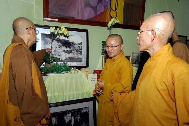 TP.HCM: Khai mạc triển lãm - hội chợ Phật giáo và cung nghinh xá lợi xương Bồ tát Thích Quảng Đức