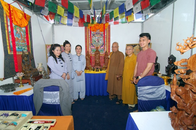 TP.HCM: Khai mạc triển lãm - hội chợ Phật giáo và cung nghinh xá lợi xương Bồ tát Thích Quảng Đức