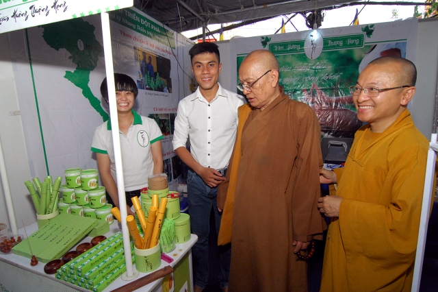 TP.HCM: Khai mạc triển lãm - hội chợ Phật giáo và cung nghinh xá lợi xương Bồ tát Thích Quảng Đức