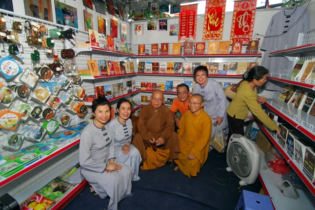 TP.HCM: Khai mạc triển lãm - hội chợ Phật giáo và cung nghinh xá lợi xương Bồ tát Thích Quảng Đức