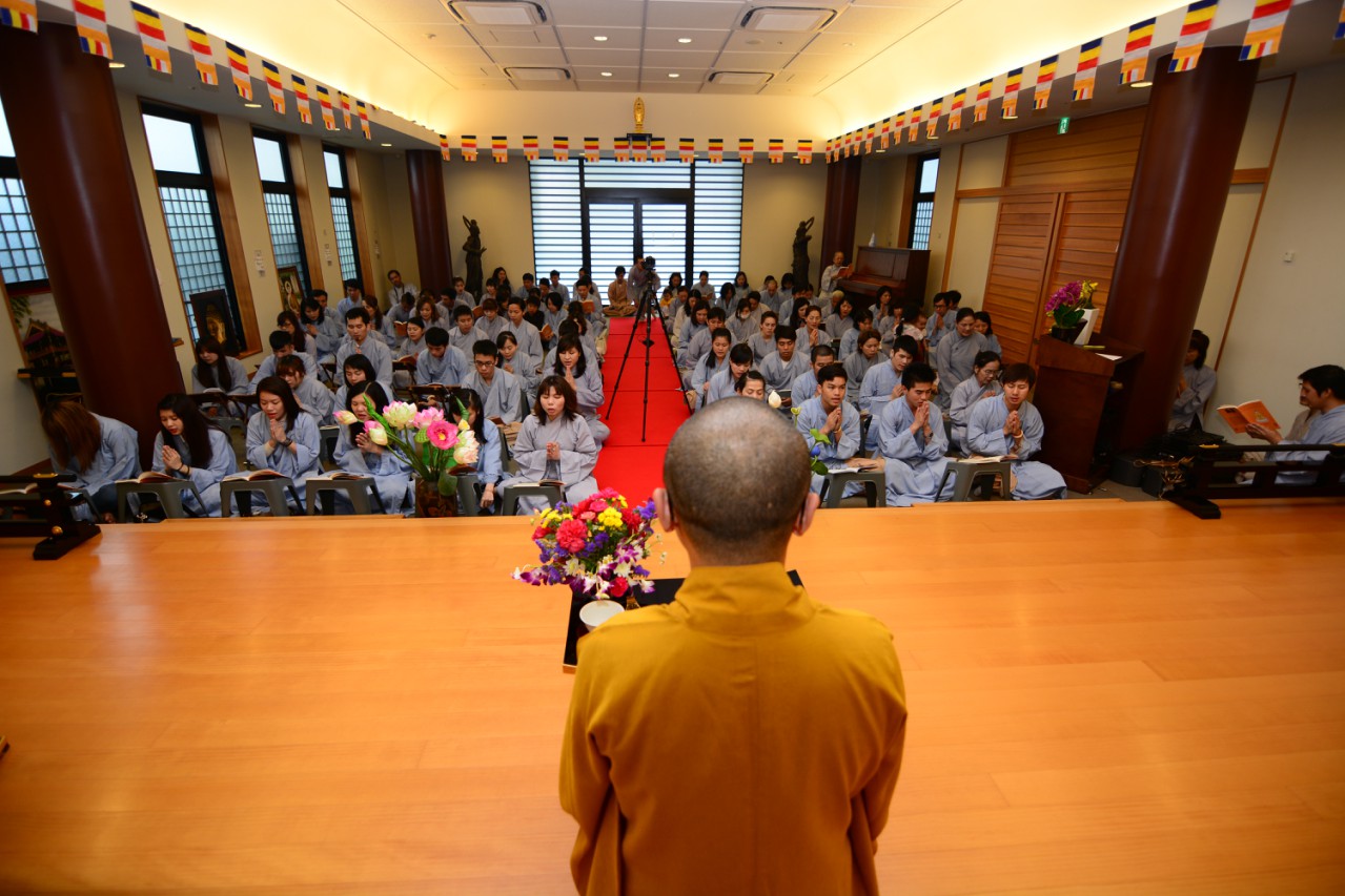 Phỏng Vấn Sư Cô Tâm Trí, Hội Trưởng Hội Phật Tử Việt Nam tại Nhật Bản