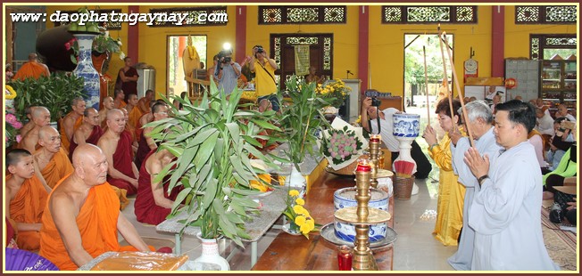 Đồng Nai: lễ Dâng Y tắm mưa tại Thiền Viện Phước Sơn