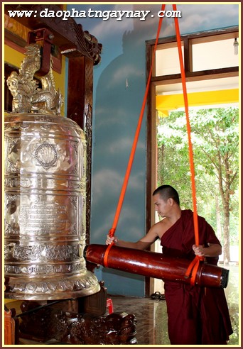 Đồng Nai: lễ Dâng Y tắm mưa tại Thiền Viện Phước Sơn