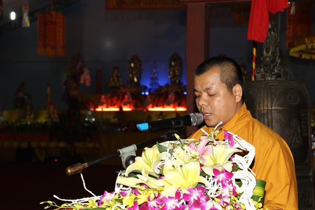 Ninh Bình: Hoa Lư khai mạc lễ hội, cầu siêu các vị tiền bối hữu công