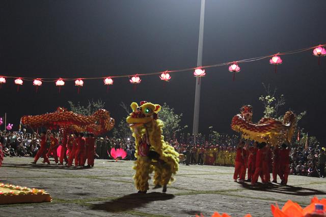 Ninh Bình: Hoa Lư khai mạc lễ hội, cầu siêu các vị tiền bối hữu công