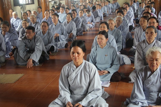 Thái Bình:  Khóa tu niệm Phật một ngày tại chùa Từ Xuyên