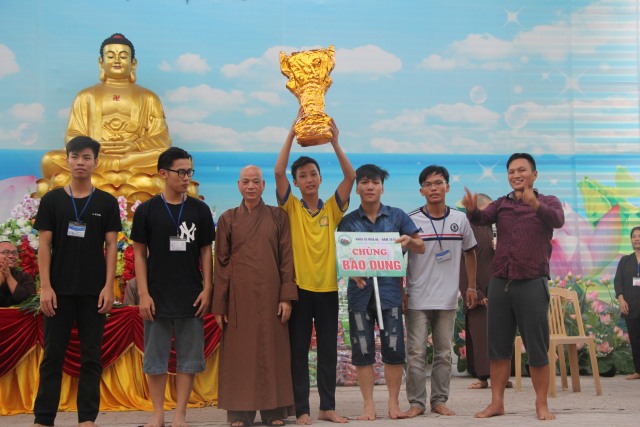 Thái Bình: Chùm ảnh buổi lễ kết khóa đầy xúc động tại chùa Từ Xuyên
