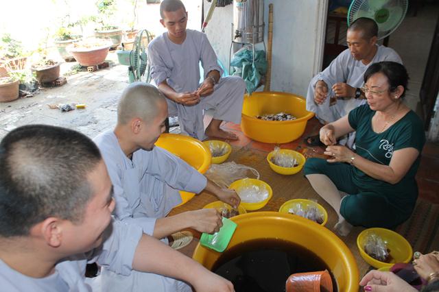 Đồng tháp: Công Tác Chuẩn Bị Cung Nghinh Tôn Tượng HT. Thích Trí Tịnh