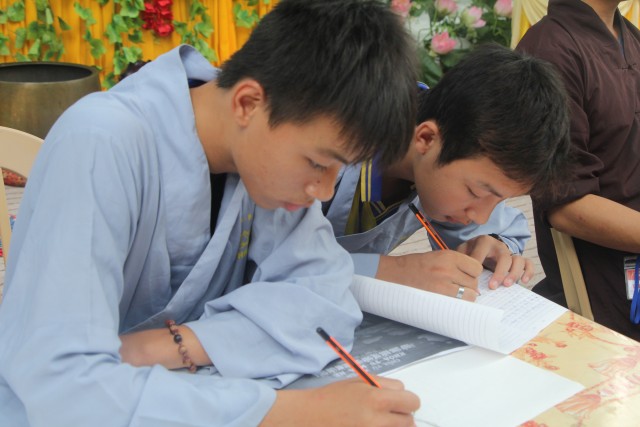 Thái Bình: Nhiều cảm xúc trong ngày tu thứ hai tại chùa Từ Xuyên