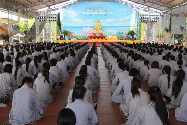 Thái Bình: Nhiều cảm xúc trong ngày tu thứ hai tại chùa Từ Xuyên