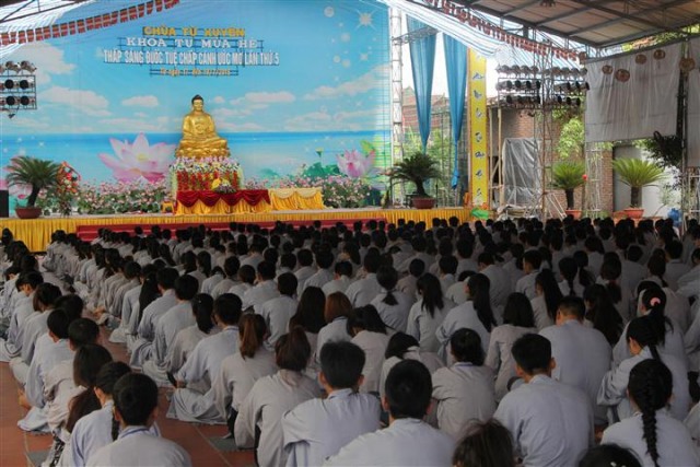 Thái Bình: Nhiều cảm xúc trong ngày tu thứ hai tại chùa Từ Xuyên