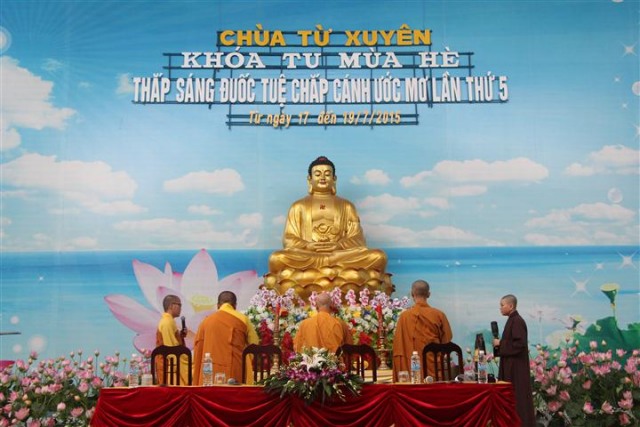 Thái Bình: Nhiều cảm xúc trong ngày tu thứ hai tại chùa Từ Xuyên