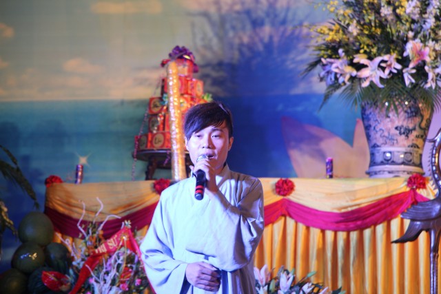 Thái Bình: Lễ quy y Tam Bảo và chương trình văn nghệ mừng Phật đản tại chùa Từ Xuyên