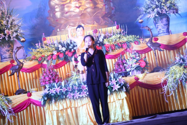 Thái Bình: Lễ quy y Tam Bảo và chương trình văn nghệ mừng Phật đản tại chùa Từ Xuyên