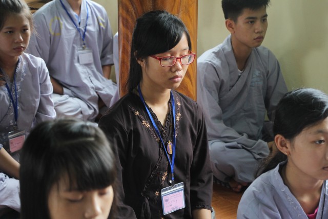 Thái Bình: Gần 300 bạn trẻ về chùa Từ Xuyên tu an lạc – Chủ đề “Tôn kính Phật”