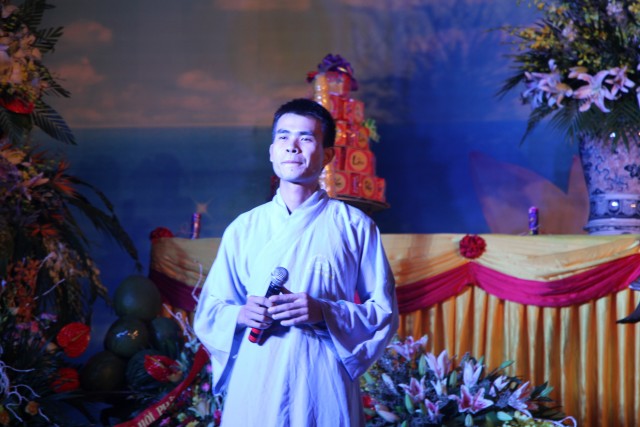 Thái Bình: Lễ quy y Tam Bảo và chương trình văn nghệ mừng Phật đản tại chùa Từ Xuyên
