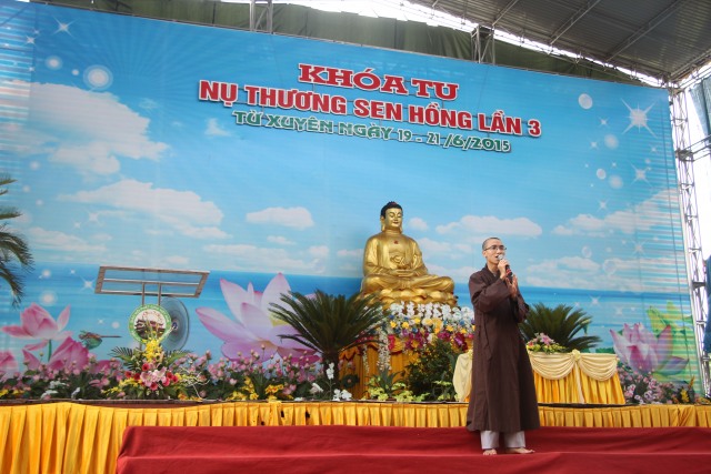 Thái Bình: Gần 1000 thiện sinh về chùa Từ Xuyên dự khóa tu sen hồng