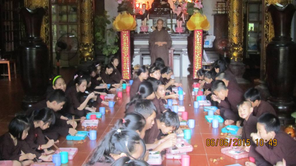 Hải Dương: Chùa Linh Sơn Vạn Phúc tổ chức khóa tu đợt 1 cho các thiếu niên nhi đồng
