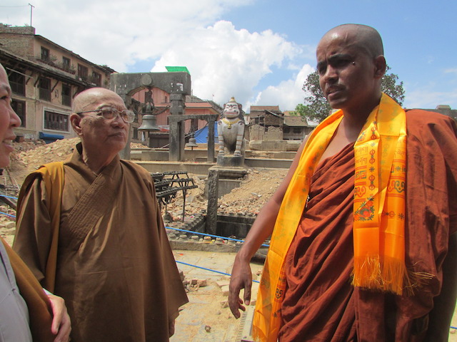 Bản tin số 4: Ngày thứ ba cứu trợ nạn nhân động đất tại Nepal