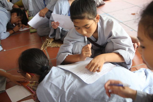 Thái Bình: Khóa tu sen hồng chùa Từ Xuyên (ngày thứ ba)
