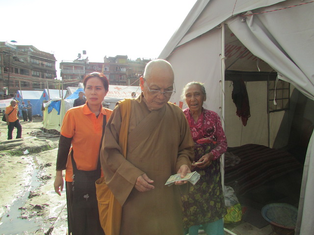 Bản tin số 4: Ngày thứ ba cứu trợ nạn nhân động đất tại Nepal