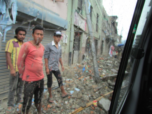 Bản tin số 5: Ngày thứ tư cứu trợ nạn nhân động đất tại Nepal