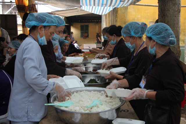 Thái Bình: Khóa tu sen hồng chùa Từ Xuyên (ngày thứ ba)