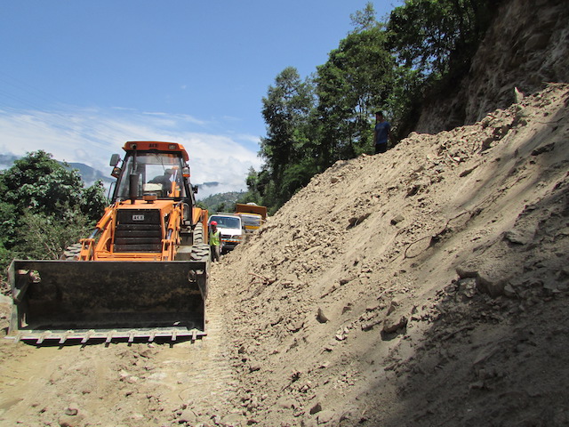 Bản tin số 5: Ngày thứ tư cứu trợ nạn nhân động đất tại Nepal