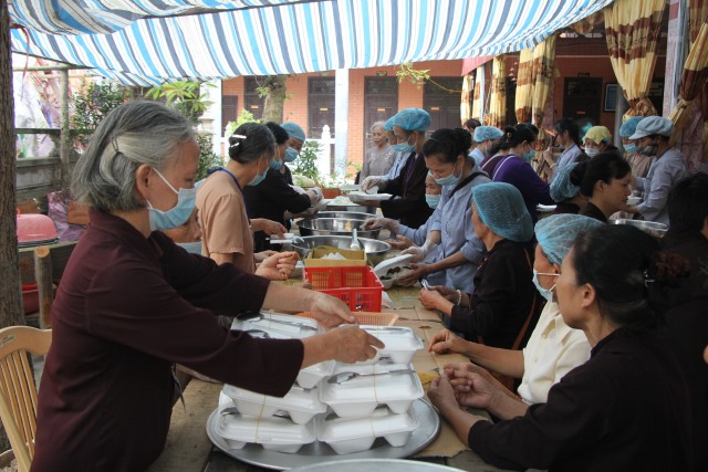 Thái Bình: Khóa tu sen hồng chùa Từ Xuyên (ngày thứ ba)