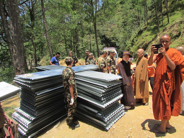 Bản tin số 5: Ngày thứ tư cứu trợ nạn nhân động đất tại Nepal
