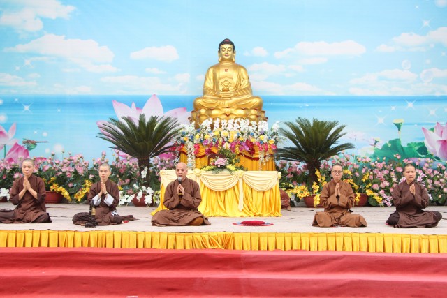Thái Bình: Khóa tu sen hồng chùa Từ Xuyên (ngày thứ ba)